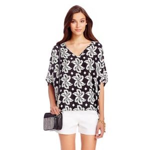 DVF Adria Silk Tunic Top NWOT SZ L
